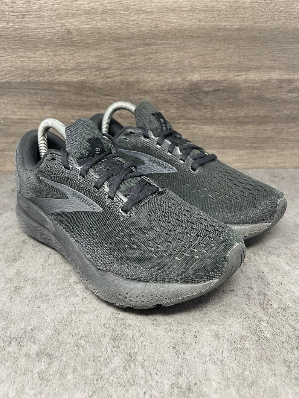 Brooks Ghost 16 Running Shoes Womens Size 9 Black Athletic Trainer